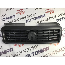 Решітка радіатора Fiat Doblo 2000-2010 Polcar 304105